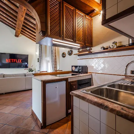 Apartment La Residenza Del Museo - 5 Persone, Internal Parking *