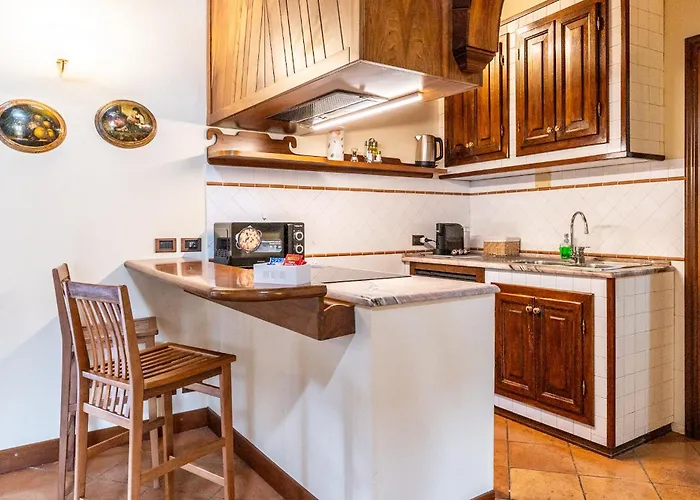 Appartement La Residenza Del Museo - 5 Persone, Internal Parking Modena